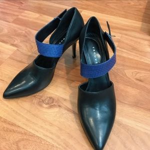 Trouve pumps size 8